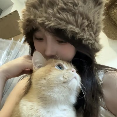花花公子之千面女陪游